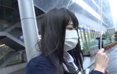 ブレザー制服　中出し めるちゃん (佐伯舞香)